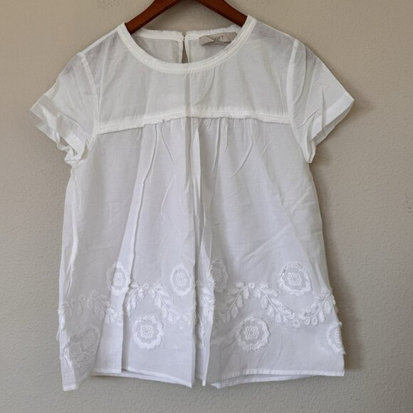 Ann Taylor Loft White Boxy Top Medium Short Sleeve White Blouse Fringe Detail - Picture 1 of 8